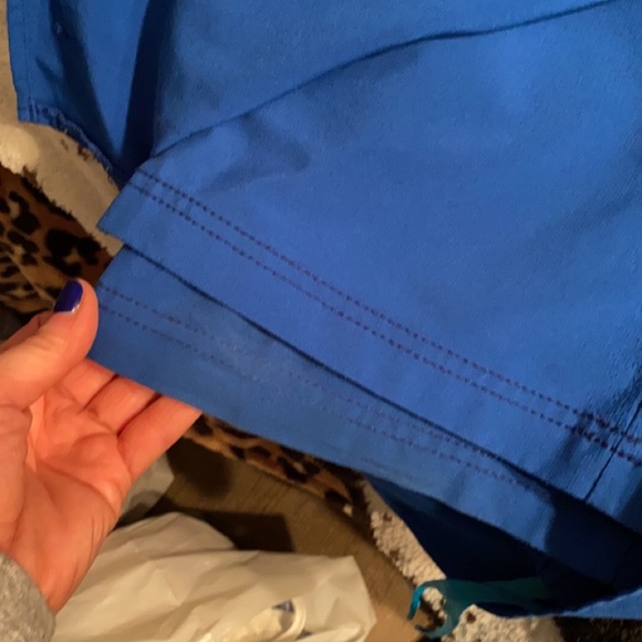 Blue Carhartt SCRUB SET. - Picture 2 of 2